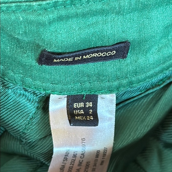Massimo Dutti Women’s 2 Emerald Cropped Pants - Picture 3 of 5